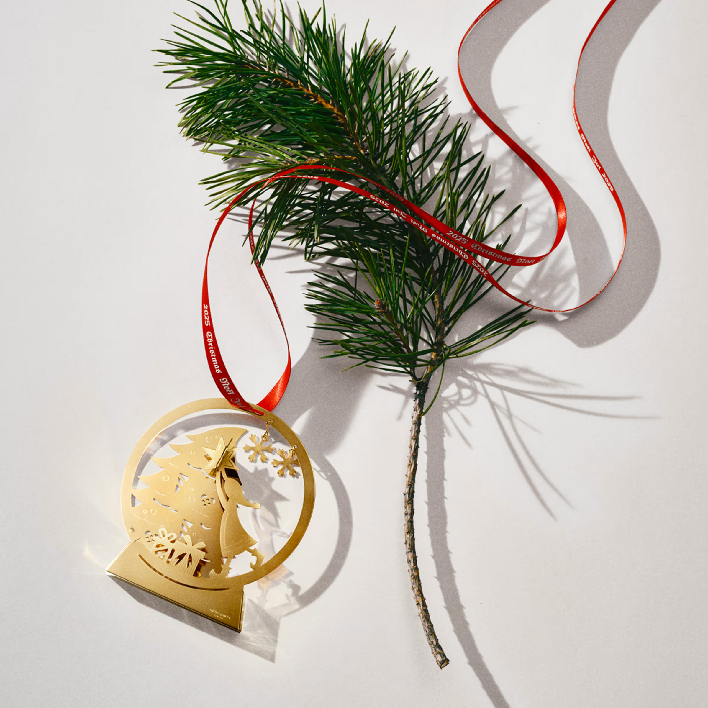 CC 2025 CHRISTMAS MOBILE SNOWGLOBE 18K GOLD PLATED BRASS