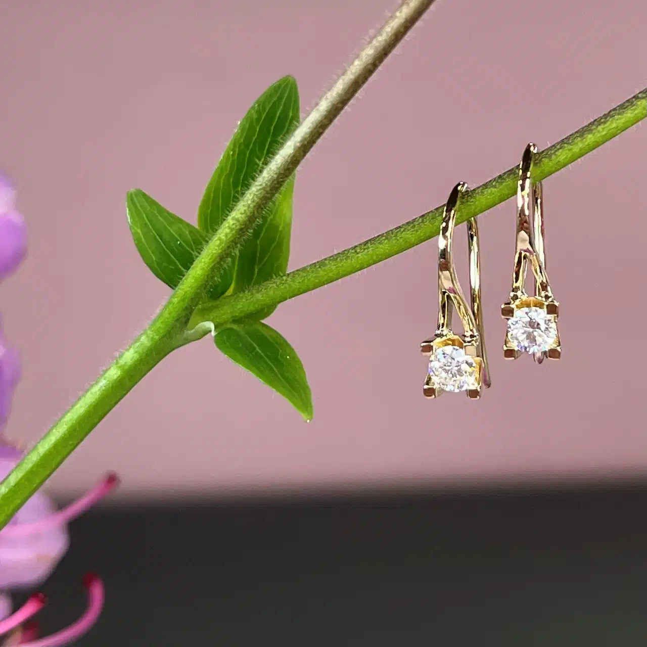 14KT.KLEOPATRA ØREBØJLE 0,40W.SI