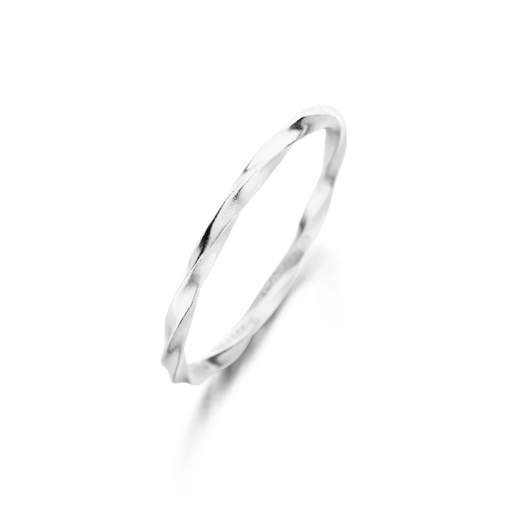LINDA RING