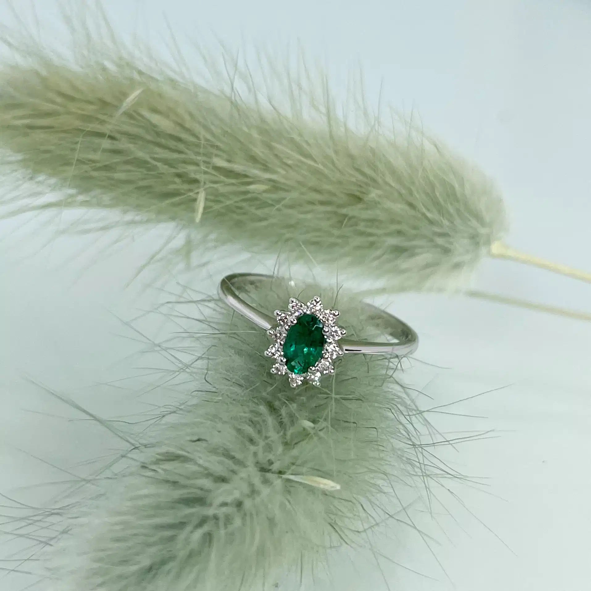 DIANA RING ROSET 0,11 H-W/SI-SMARAGD 14 KT.
