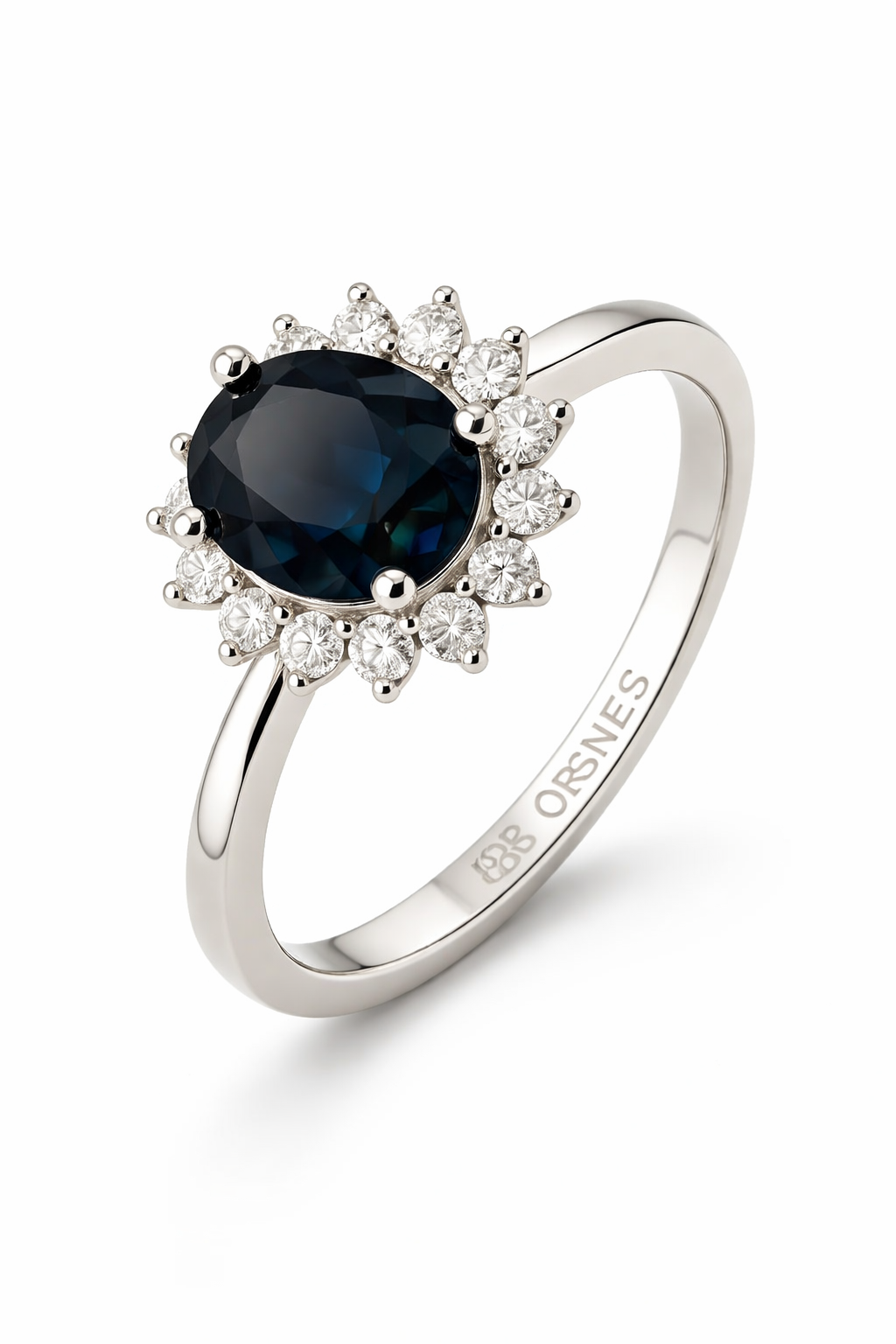 HENRIK ØRSNES DESIGN 14KT.RING 0,17 W.SI+ SAFIR OVAL 6x8MM