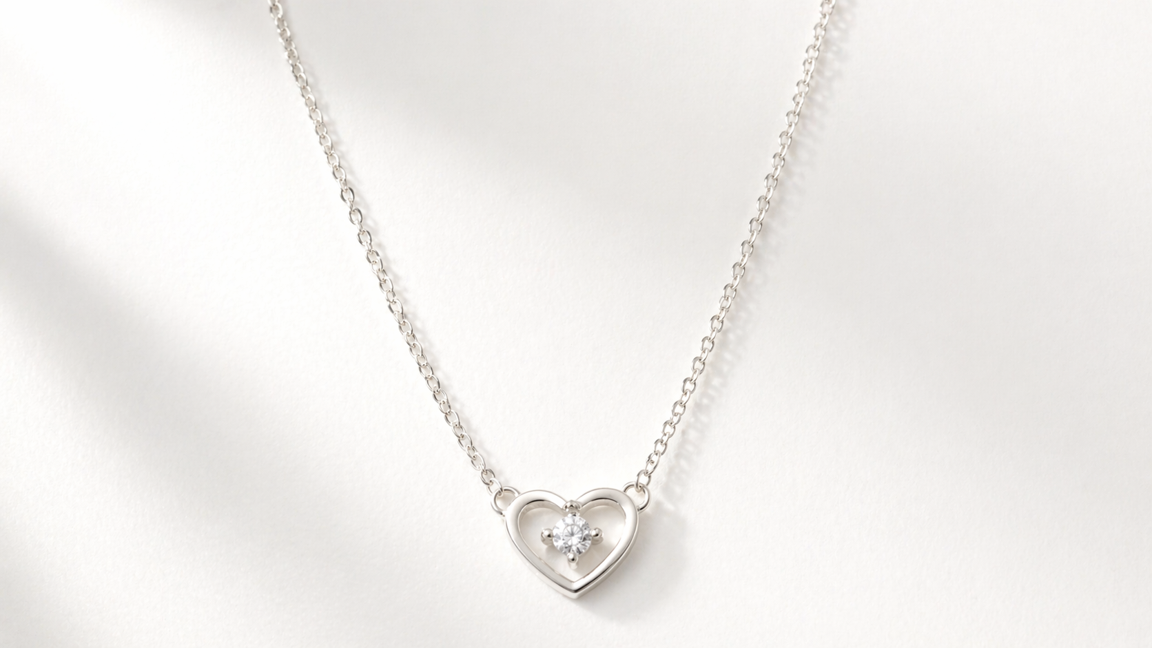 SØLV COLLIER HJERTE M. ZIR