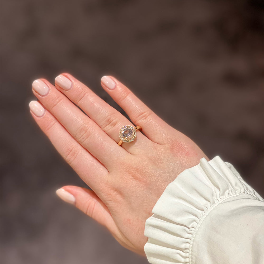 Henrik Ørsnes Design 14 Karat Guld Ring med Pink Morganit og Diamanter 0,27 Carat W/SI