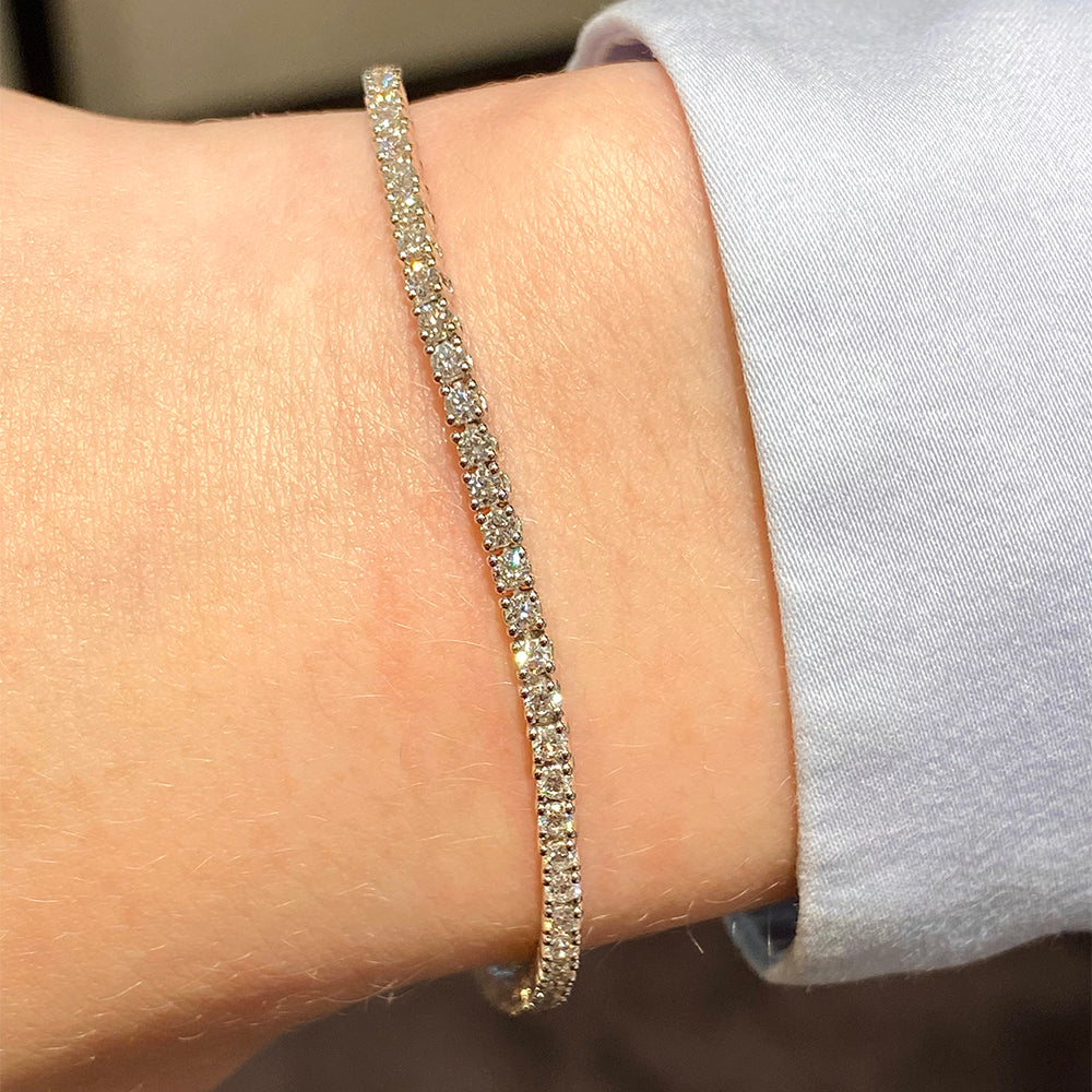 HENRIK ØRSNES DESIGN 14 KT. HVIDGULD DIAMANT ARMBÅND M. 2,03 CARAT TW.SI