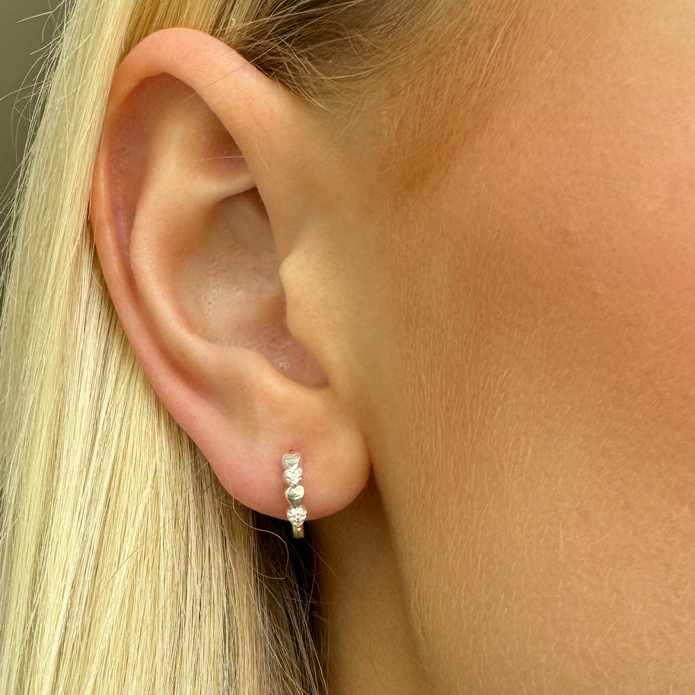 Isabell Sterling Sølv Ørestikker fra Smykkekæden