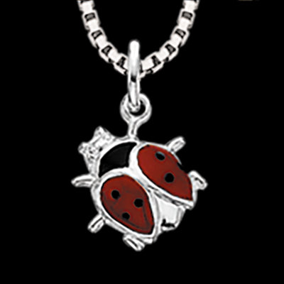 VEDHÆNG STOR MARIEHØNE SØLV M/KÆDE