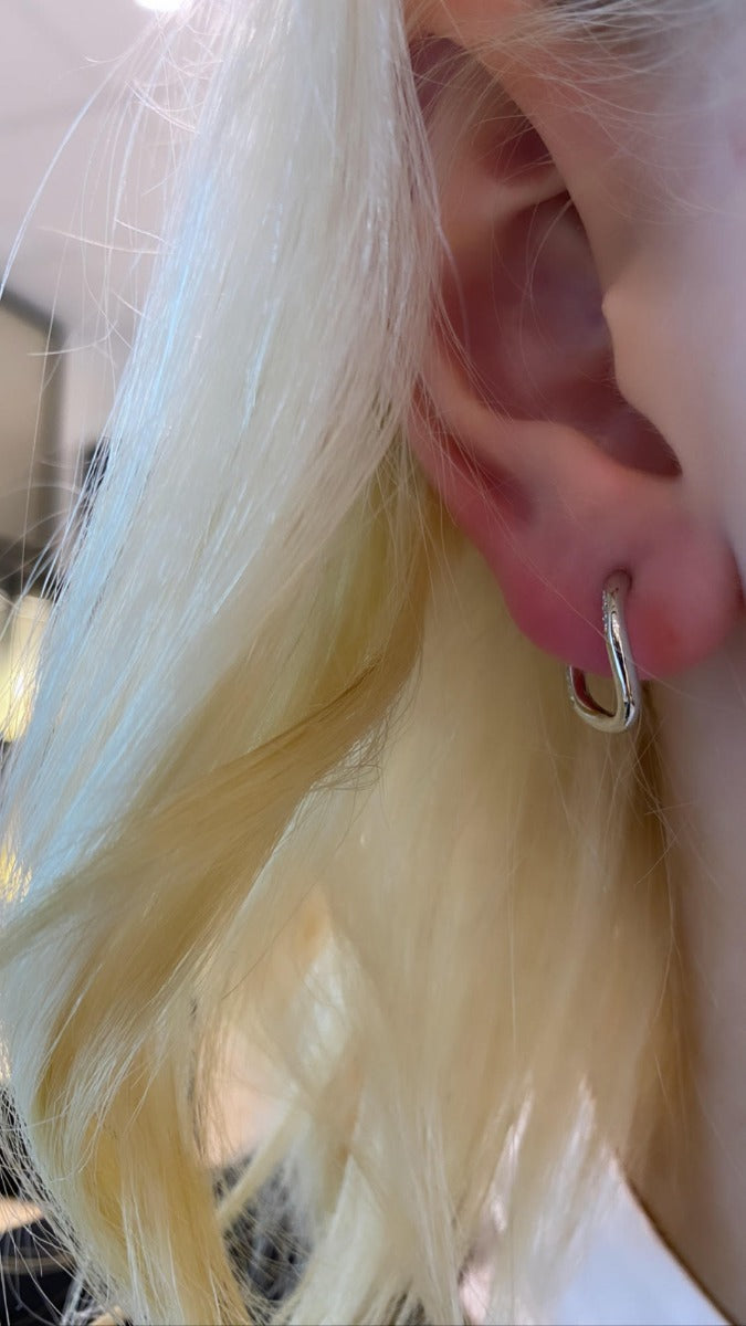 Halvcreol Sterling Sølv Øreringe fra Smykkekæden