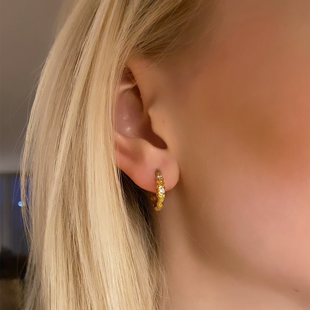 Isabell Forgyldt Sølv Ørestikker fra Smykkekæden