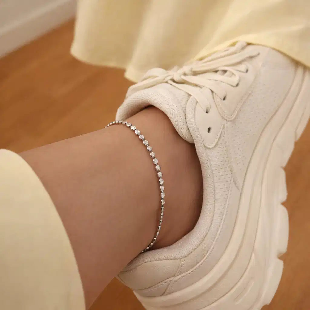 ANKELKÆDE PLISSEREDE POLETTER SØLV RH. 23+2 CM.