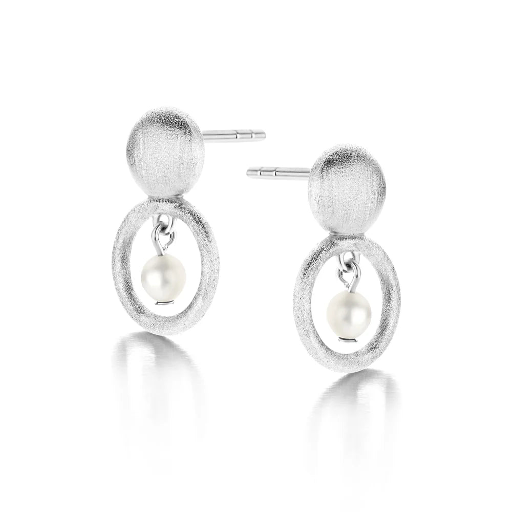 ANNIKA STUD PEARL