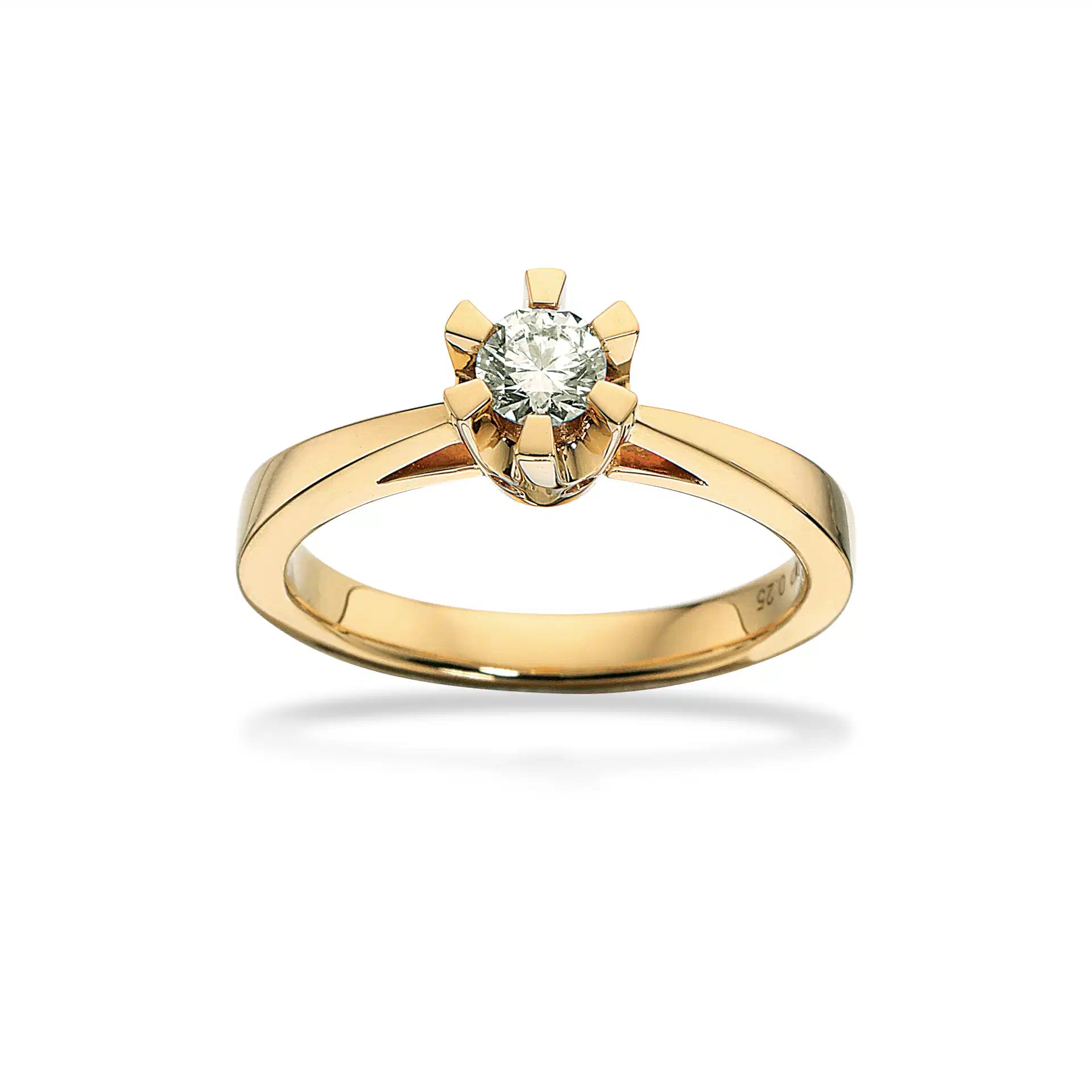 14KT RING PRINSESSE 0,25 W.VVS