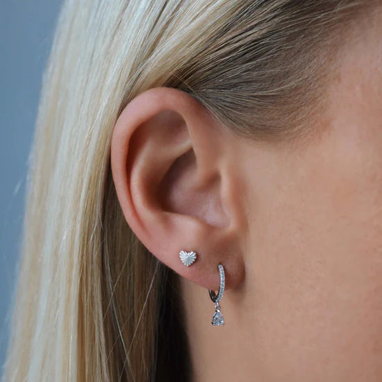 HJERTE ØRESTIKKER SØLV