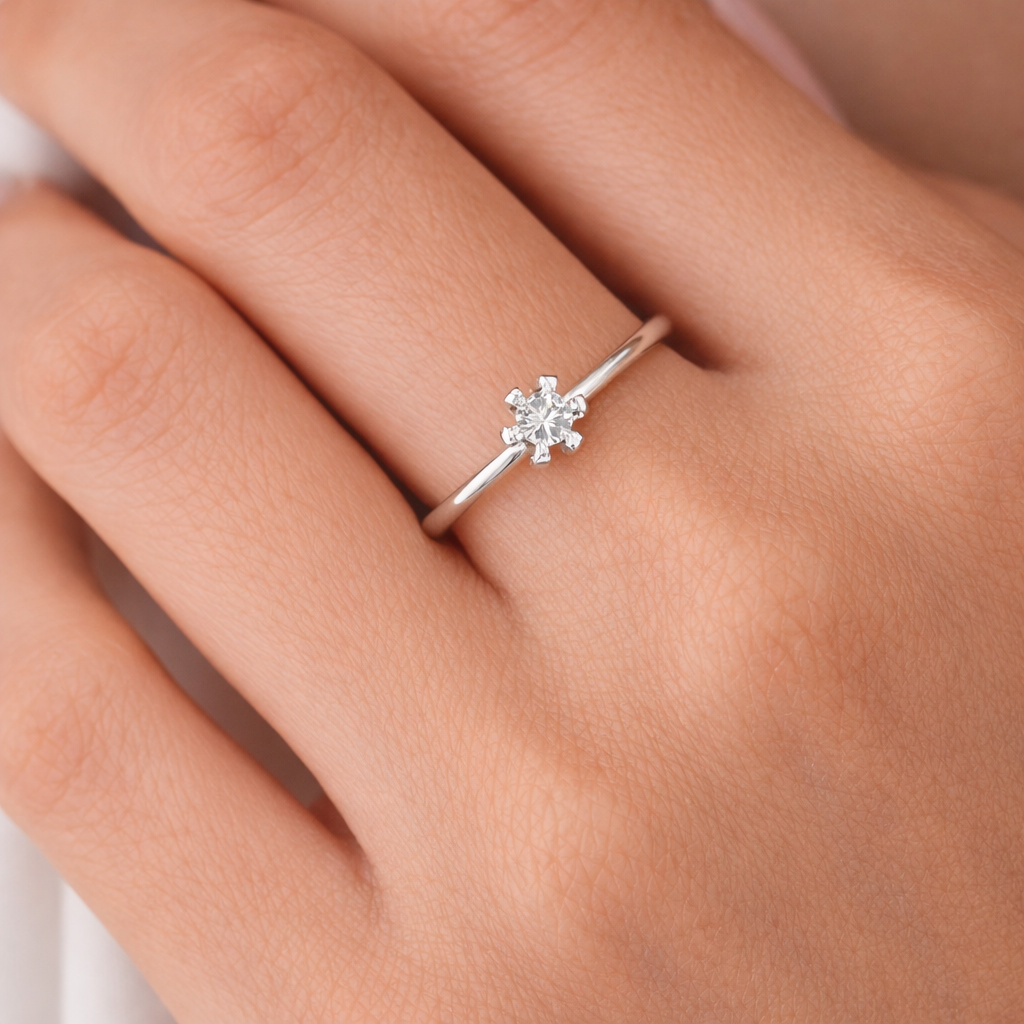 14 KT SOPHIA RING HVG 0,05 CT BRILLANT
