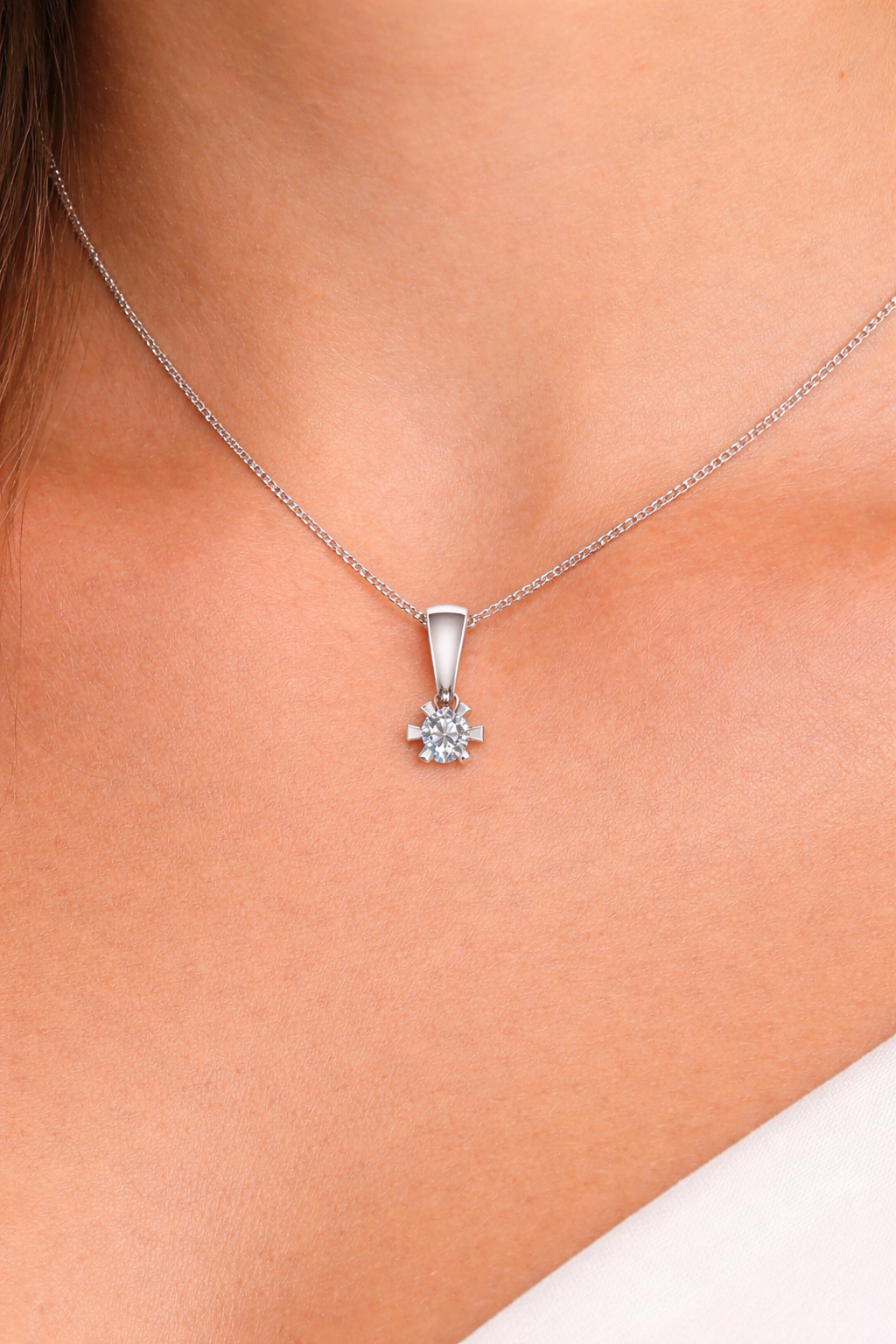 14KT.HV.VEDHÆNG 0,05CT W/SI