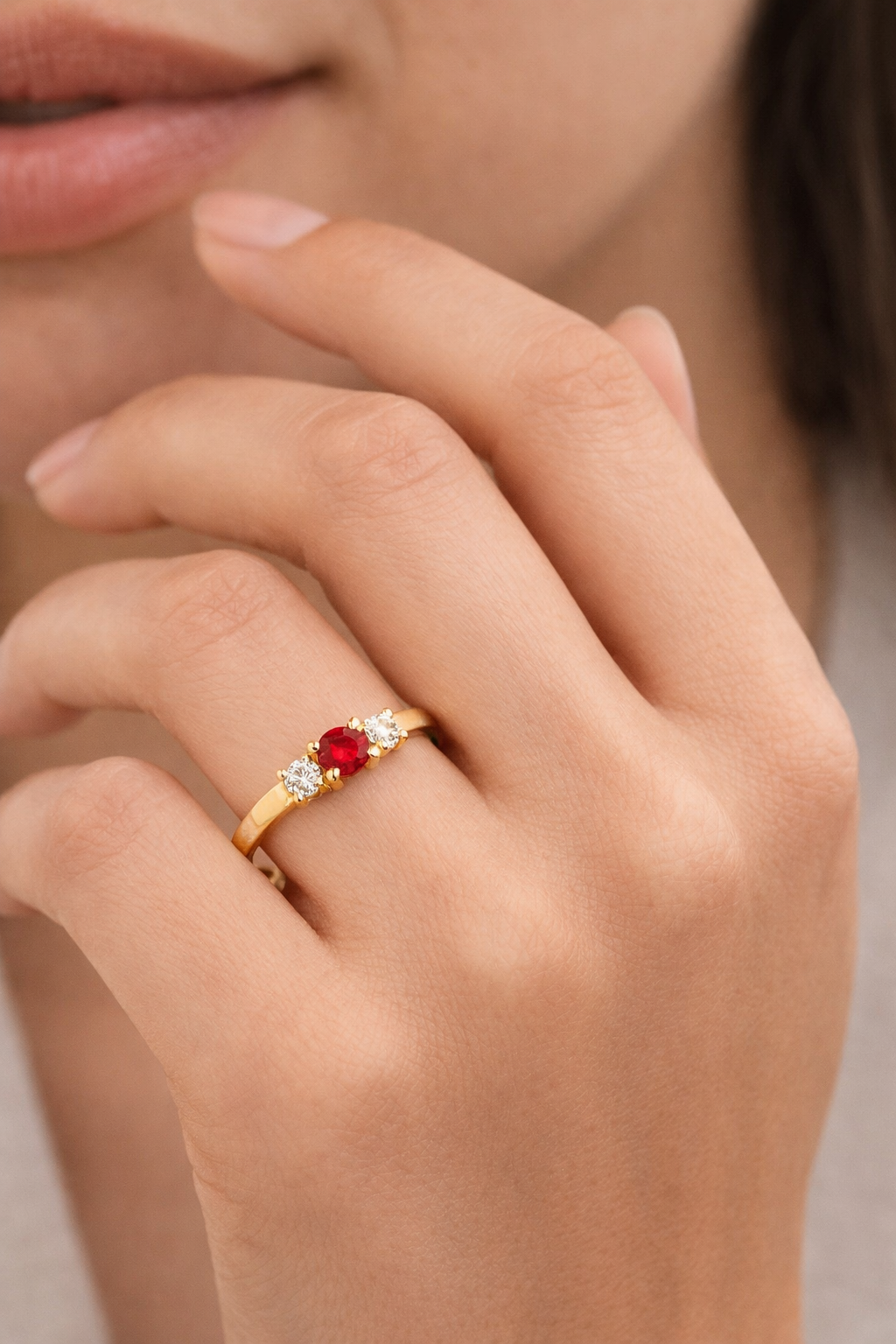 HENRIK ØRSNES DESIGN 14KT.RING 0,11 W.SI+RUBIN 3,9MM