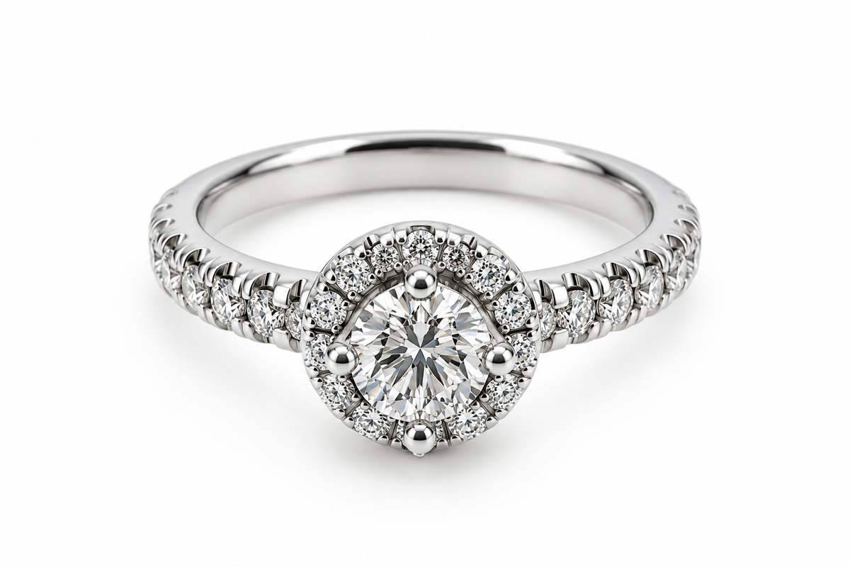 14 KT HVIDGULDSRING MED 0,5O CT DIAMANT