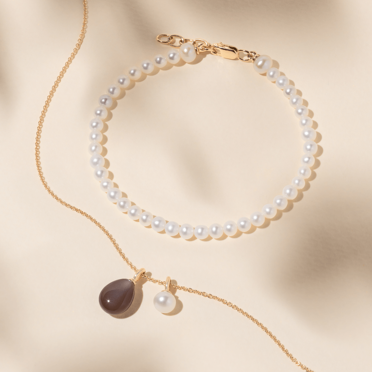 ELINA PENDANT CHOCOLATE MOONSTONE