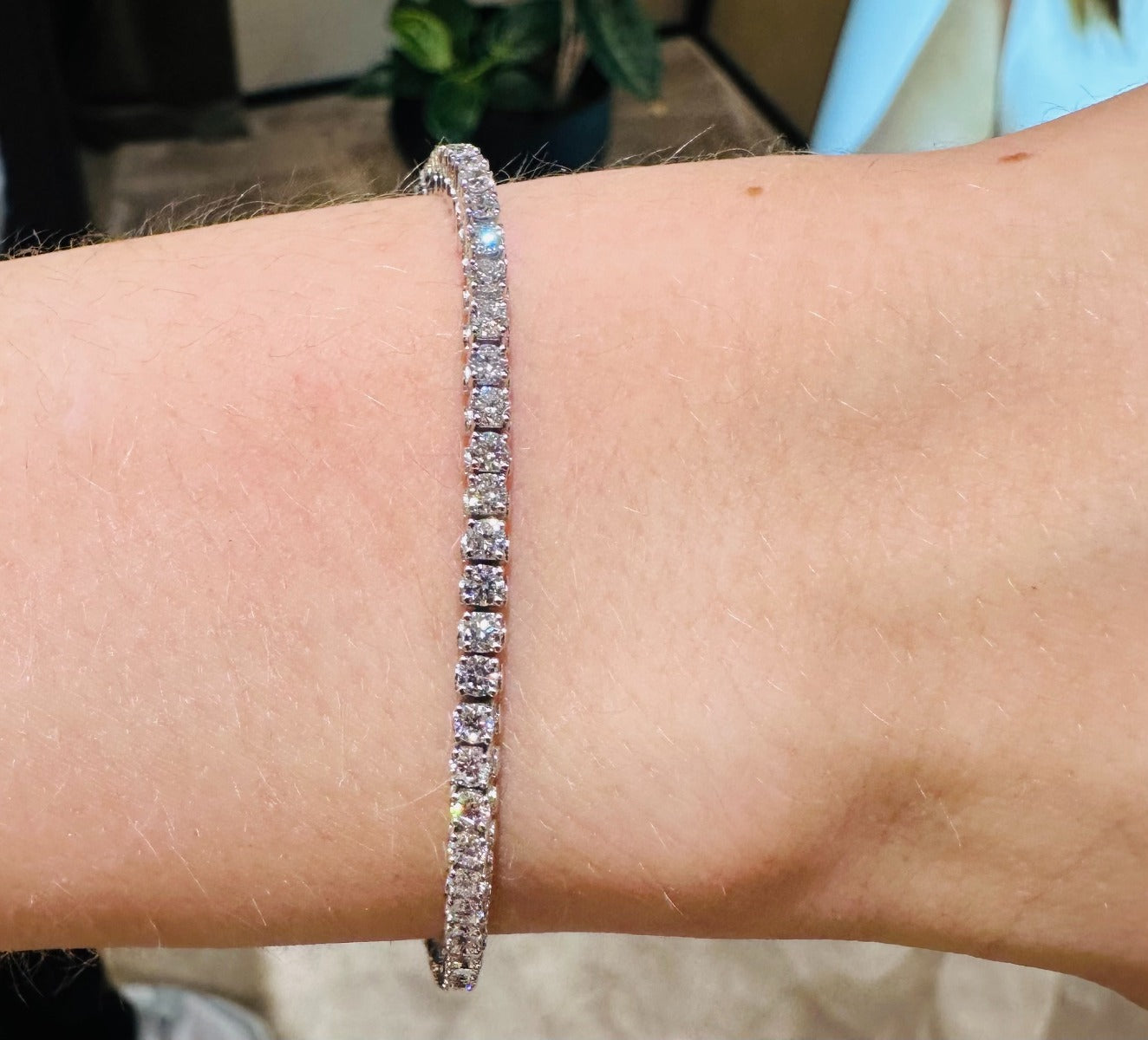 Henrik Ørsnes Design Tennis 14 Karat Hvidguld Armbånd med Diamanter 3,26 Carat W/SI