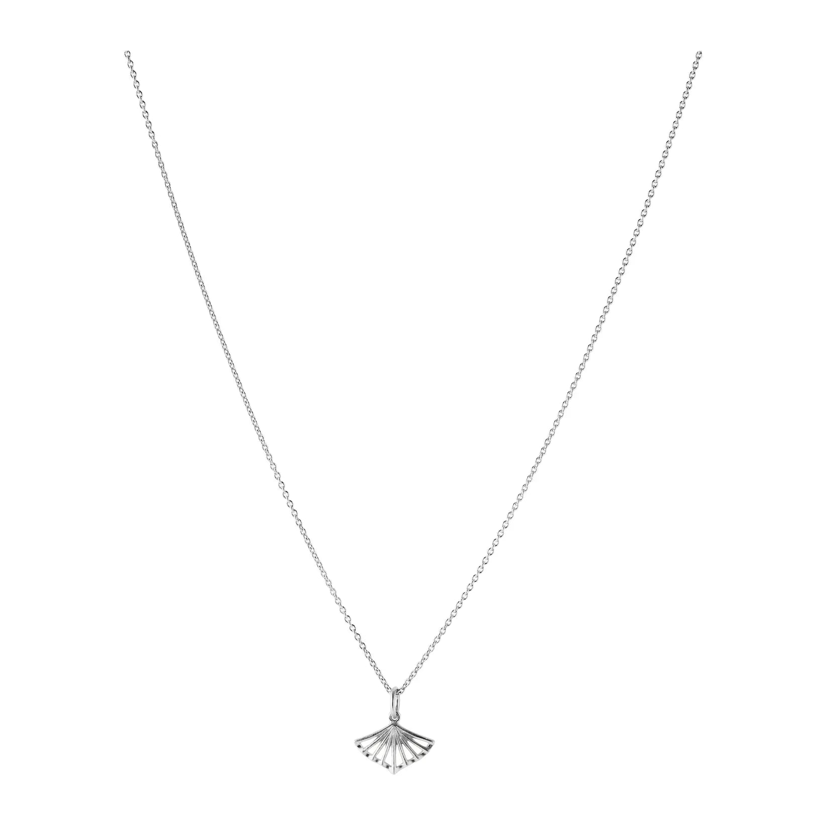 BALLERINA NECKLACE